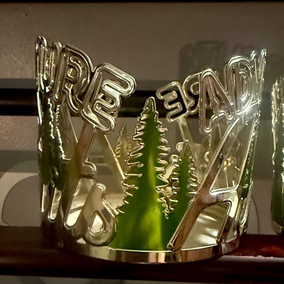 Bath & Body Works Silver “Adventure Awaits” 3 Wick Candle Holder - Picture 2 of 3